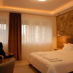 https://bnb-citizen-9.hotelschalkidiki.net